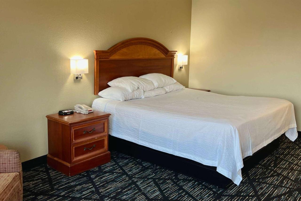 Baymont By Wyndham Troy Hotel Luaran gambar