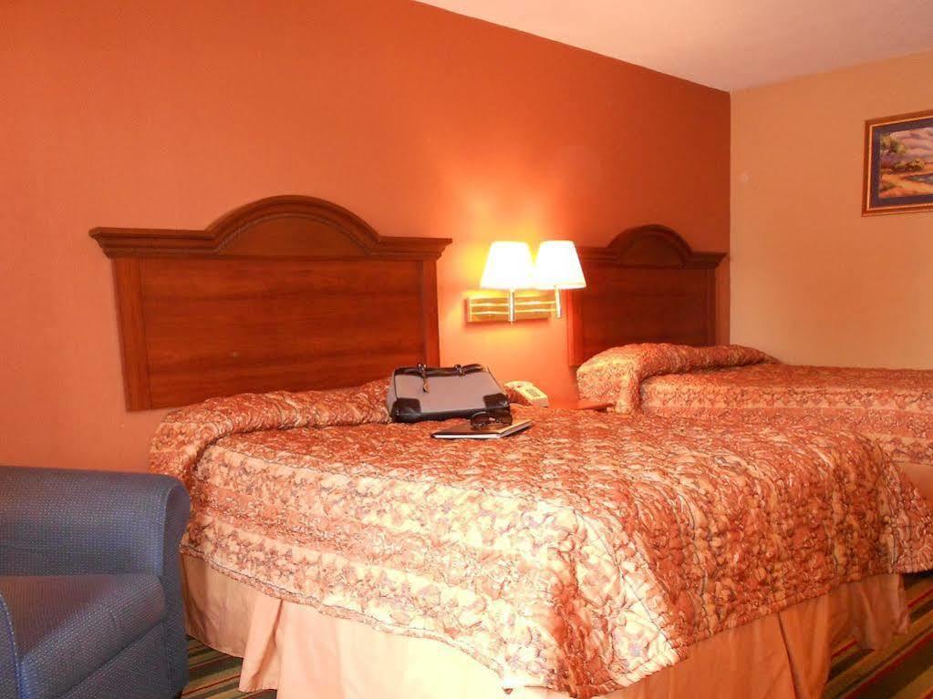 Baymont By Wyndham Troy Hotel Luaran gambar