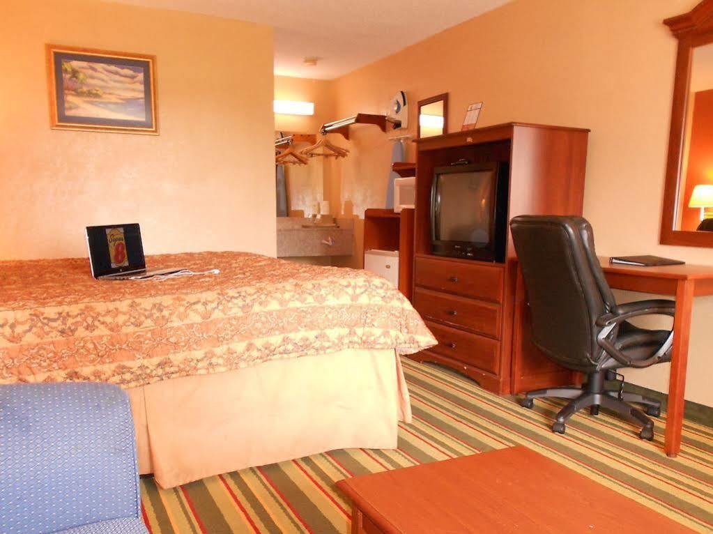 Baymont By Wyndham Troy Hotel Luaran gambar